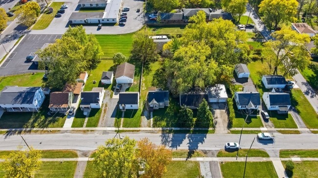 149 W Lane Ave in Lima, OH - Building Photo - Building Photo