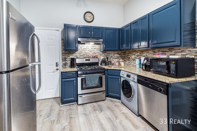 1337 W Huron St in Chicago, IL - Building Photo - Building Photo