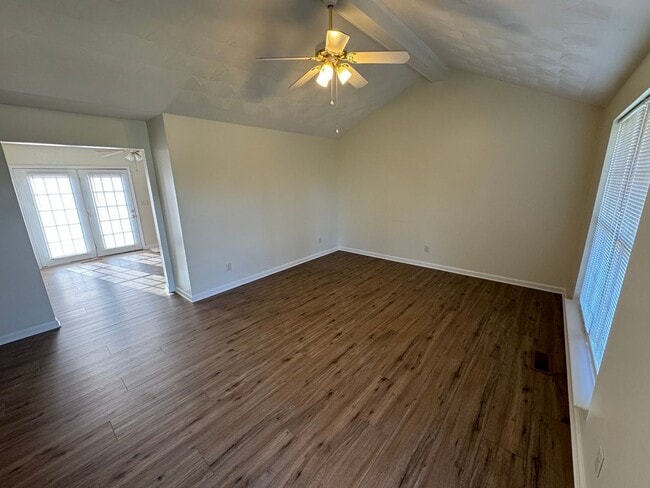 183 Frederick Ct in Mount Washington, KY - Building Photo - Building Photo