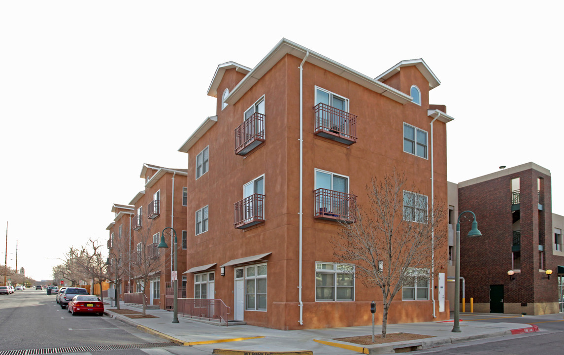 Copper Lofts in Albuquerque, NM - Building Photo