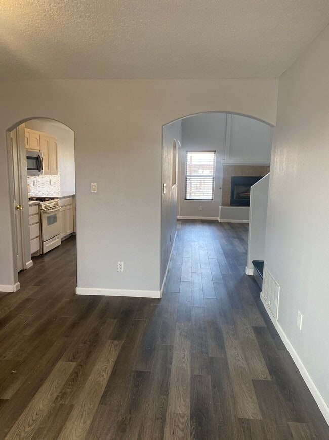5419 White Reserve Ave SW in Albuquerque, NM - Building Photo - Building Photo