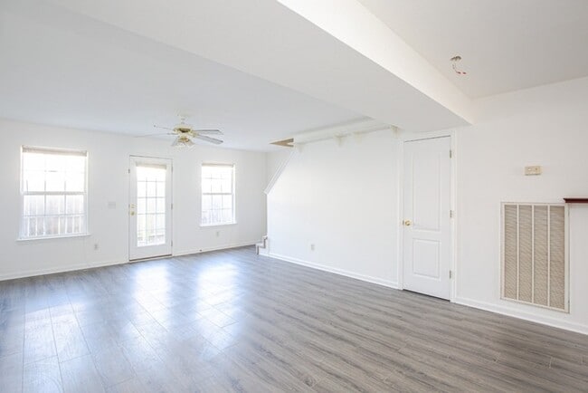 5013 73rd Ave in La Vergne, TN - Building Photo - Building Photo