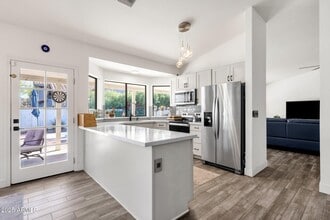 5015 E Karen Dr in Scottsdale, AZ - Building Photo - Building Photo