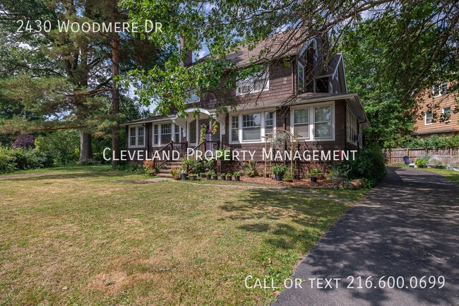 2430 Woodmere Dr in Cleveland Heights, OH - Building Photo - Building Photo