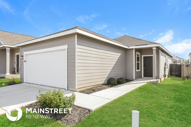 5010 Dawn Break in Saint Hedwig, TX - Building Photo - Building Photo