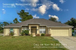 3012 Kacher Rd in North Port, FL - Building Photo