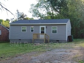 404 Grand St in High Point, NC - Building Photo