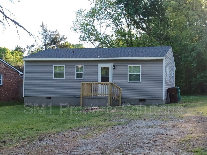 404 Grand St in High Point, NC - Building Photo