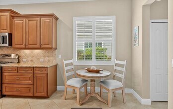 10812 Trophy Dr in Englewood, FL - Building Photo - Building Photo