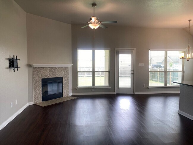 3002 Clevelander Dr in Temple, TX - Building Photo - Building Photo
