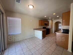 25184 W Cranston Ln in Buckeye, AZ - Building Photo - Building Photo