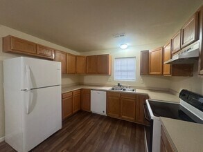 3272 Nansemond Pkwy in Suffolk, VA - Building Photo - Building Photo