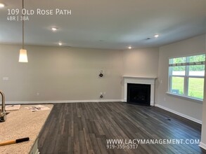 109 Old Rose Path in Garner, NC - Building Photo - Building Photo