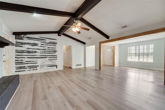 1131 College Pkwy in Lewisville, TX - Building Photo - Building Photo