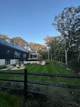 9 Willow Pond Rd in Shelter Island, NY - Building Photo - Building Photo