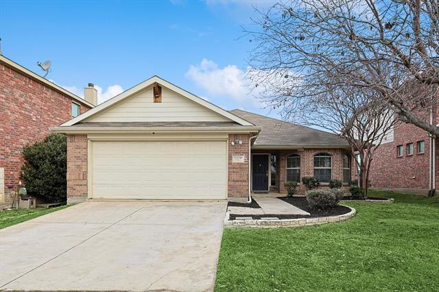 1617 Kittyhawk Dr in Little Elm, TX - Building Photo