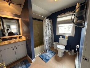 24 Myrtle Ln in South Portland, ME - Building Photo - Building Photo