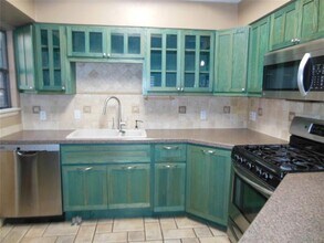 813 Woodway Ln in Richardson, TX - Building Photo - Building Photo