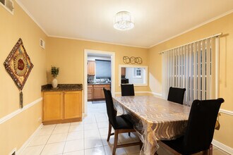 6415 Drake Ave in Lincolnwood, IL - Building Photo - Building Photo