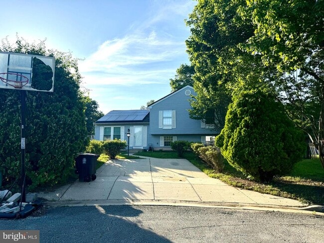 2015 Mapleleaf Pl in Upper Marlboro, MD - Building Photo - Building Photo