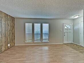 4202 Glenlawn Ct in Arlington, TX - Building Photo - Building Photo