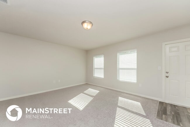 230 Hyacinth Ct in Poinciana, FL - Foto de edificio - Building Photo