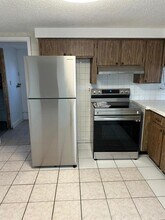 4950 Fleetwood St in New Port Richey, FL - Building Photo - Building Photo