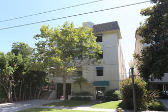 1931 Overland Ave in Los Angeles, CA - Building Photo - Primary Photo