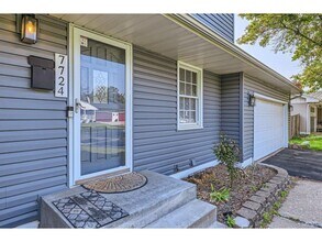 7724 Major Ave N in Minneapolis, MN - Building Photo - Building Photo