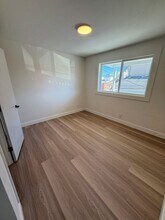 318 3rd Ln in South San Francisco, CA - Building Photo - Building Photo