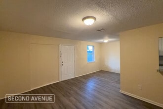 501 Pamela Dr in Baytown, TX - Building Photo - Building Photo