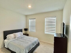 1520 Lyonsdale Ln in Sanford, FL - Building Photo - Building Photo