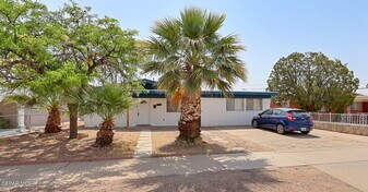9128 Diana Dr in El Paso, TX - Building Photo