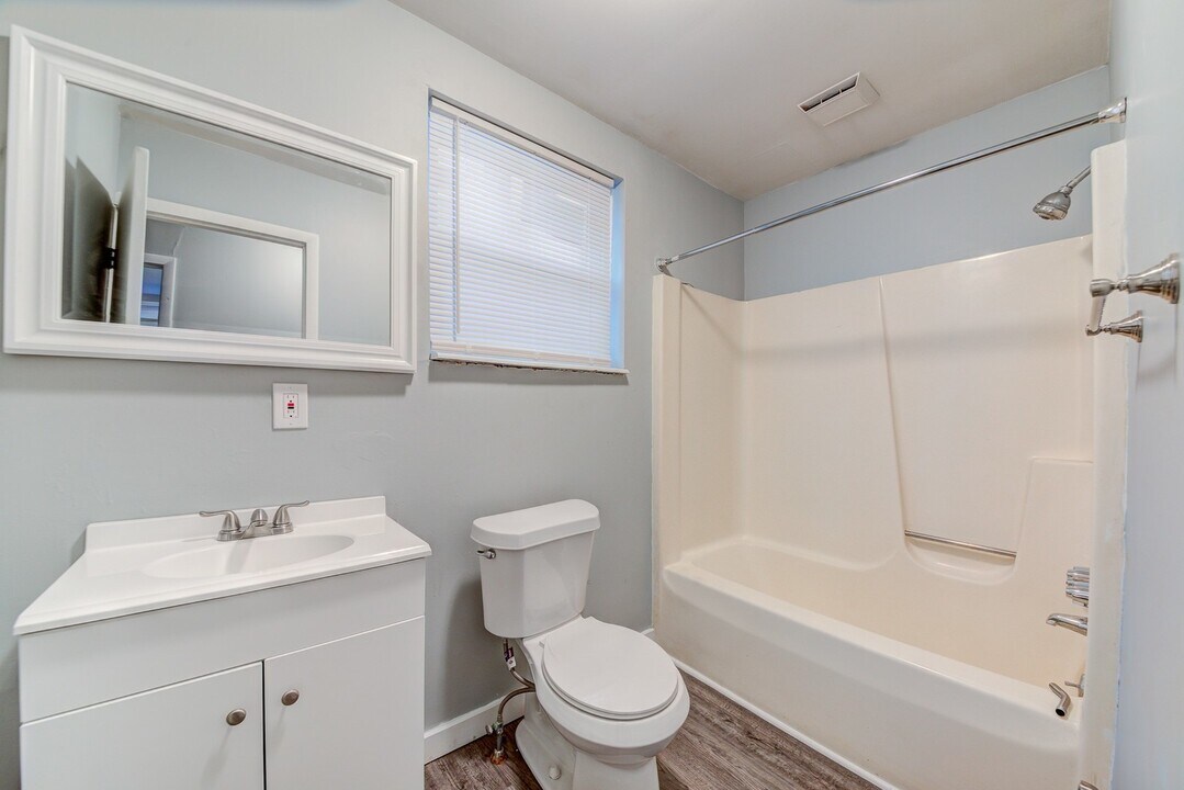 438 Kathleen St in Pittsburgh, PA - Foto de edificio