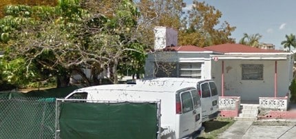 Madison Flats in Hollywood, FL - Building Photo - Building Photo