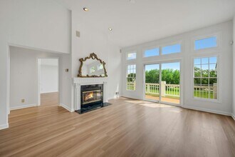 92 Doral Greens Dr W in Rye Brook, NY - Building Photo - Building Photo