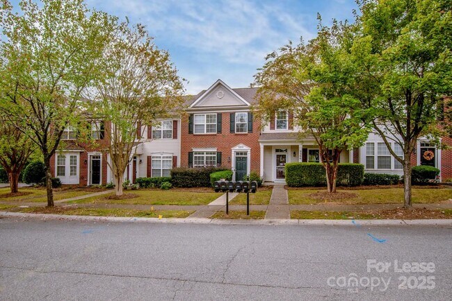 9366 Greenheather Dr in Huntersville, NC - Building Photo - Building Photo