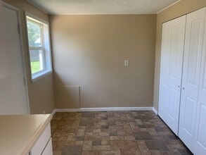 242 Lark St in Casper, WY - Building Photo - Building Photo
