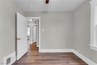 36 Cole Ave in Akron, OH - Building Photo - Building Photo