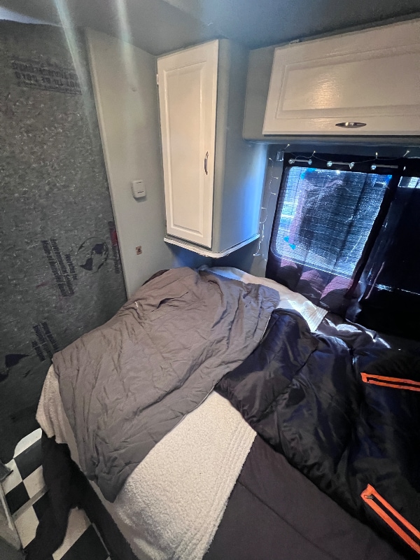 3926 Mehalia Dr in Dallas, TX - Foto de edificio - Building Photo