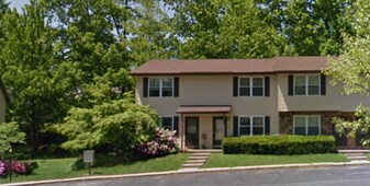 318 Amblewood Way in State College, PA - Building Photo