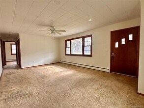 10 Smith St in Red Hook, NY - Building Photo - Building Photo