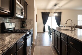 4590 W Foldwing Dr in San Tan Valley, AZ - Building Photo - Building Photo