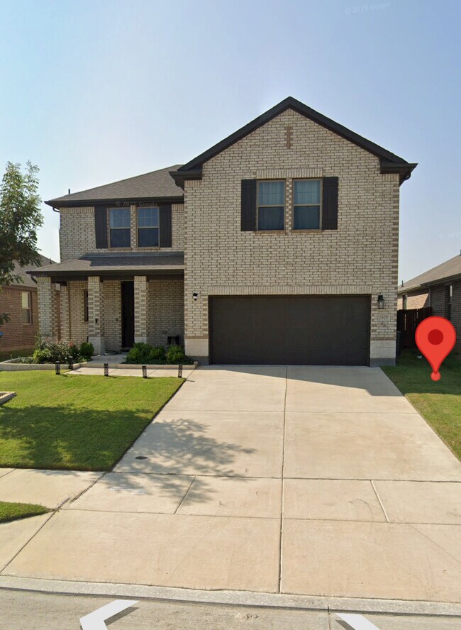 property at 1629 Pne Vly Dr