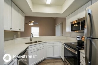 2044 NE 20th Terrace in Cape Coral, FL - Foto de edificio - Building Photo