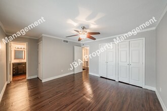 1758 Belshire Ct in Fort Worth, TX - Building Photo - Building Photo
