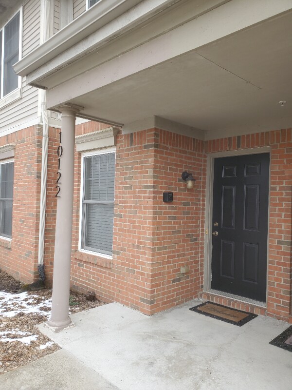 10122 Sunrise Dr in Grand Blanc Township, MI - Foto de edificio - Building Photo