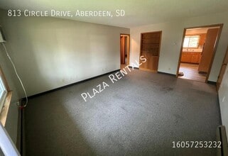 903 N Main St in Groton, SD - Building Photo - Building Photo