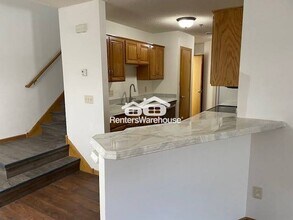 10711 Unity Ln in Brooklyn Park, MN - Building Photo - Building Photo