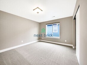 438 SW 111th St in Seattle, WA - Building Photo - Building Photo